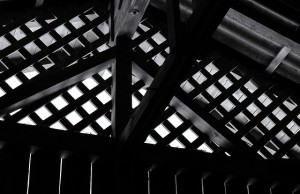 wood-lattice-667026_640